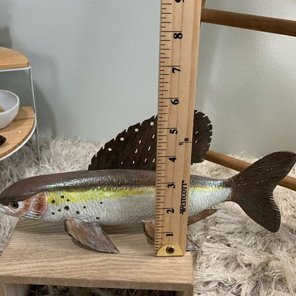 Handcrafted & Hand Painted Folk Art Wood & Metal Fish Spearing Decoy - Picture 15 of 16